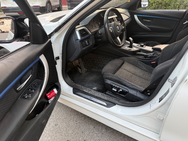 西安17年宝马3系6