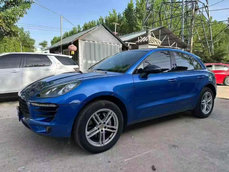 东营17年保时捷Macan2