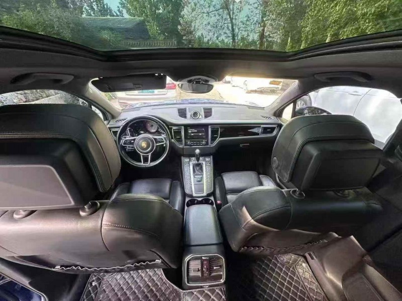 东营17年保时捷Macan6