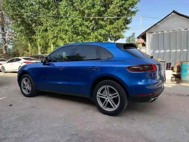东营17年保时捷Macan9