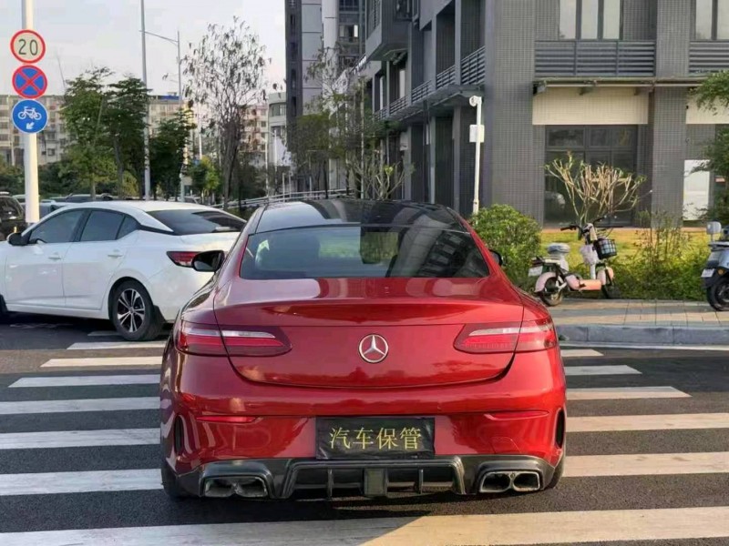 广州17年奔驰E9