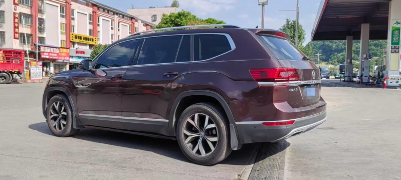 昆明17年大众途昂8