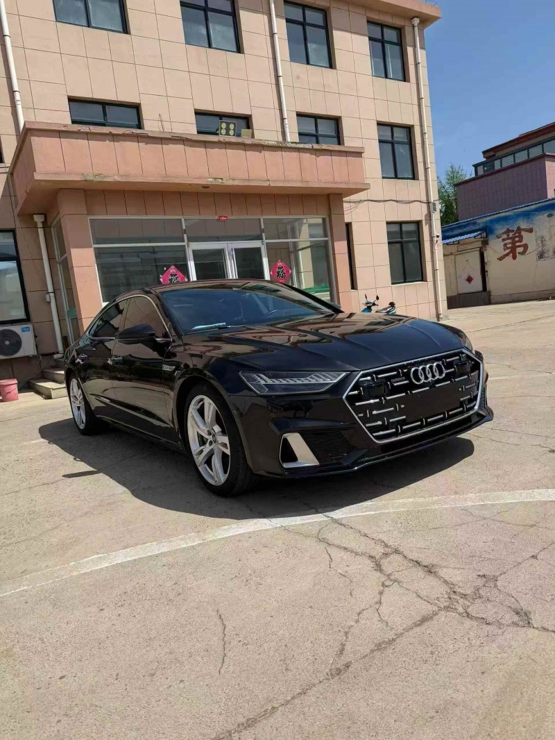 东营24年奥迪A7L3