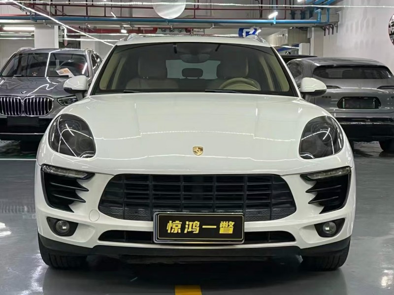 佛山15年保时捷Macan1