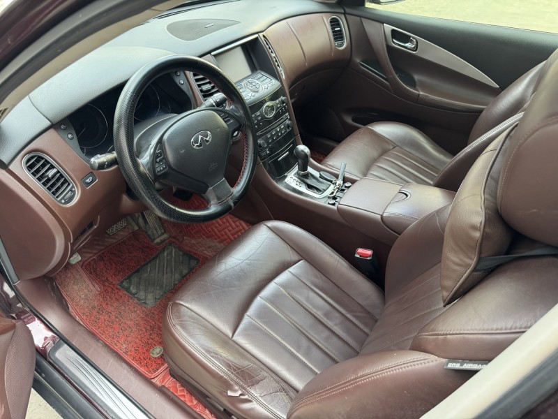济宁15年英菲尼迪QX509