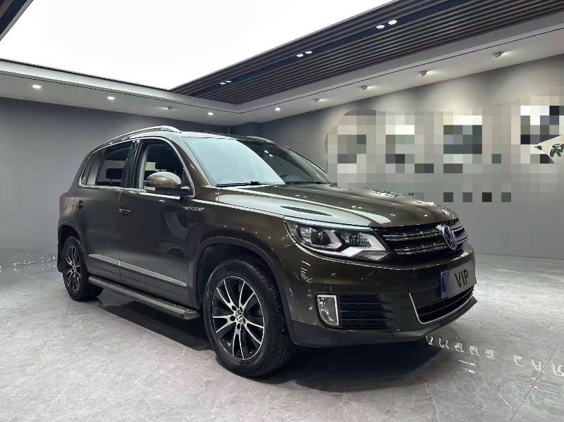 成都16年大众途观2