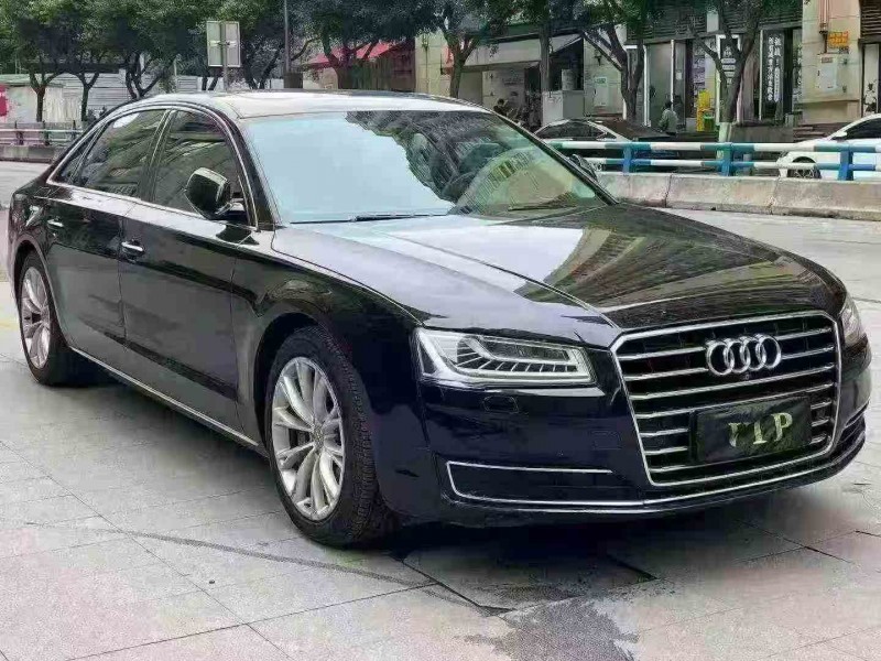 重庆17年奥迪A8L3