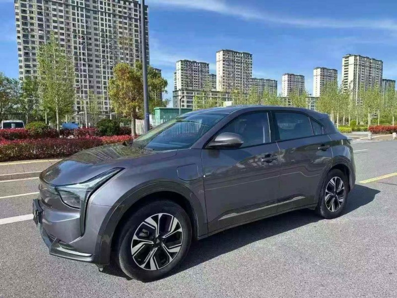汕头23年哪吒U3