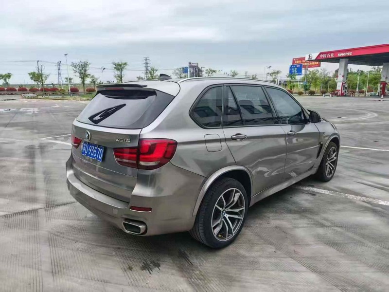 常州18年宝马X58