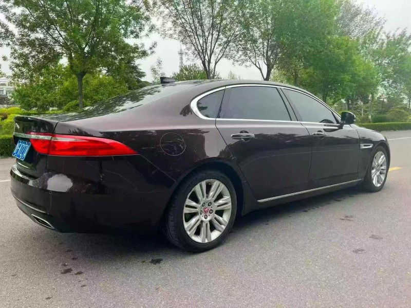东营18年捷豹XJL7