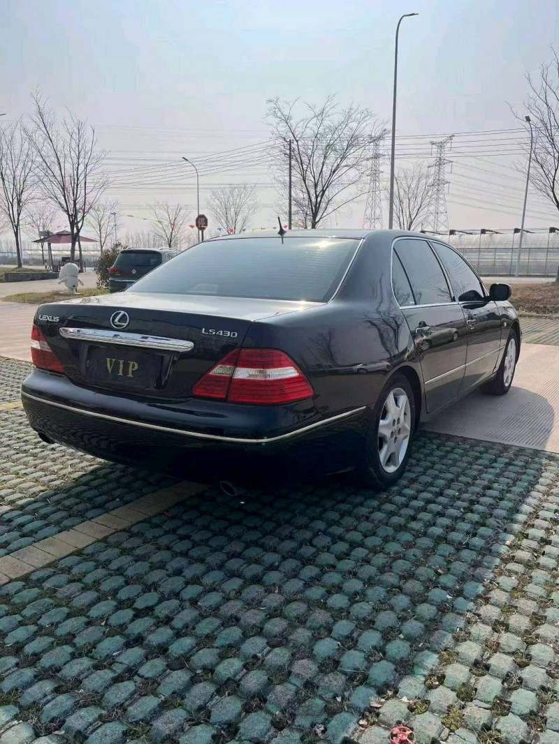 徐州04年雷克萨斯LS8