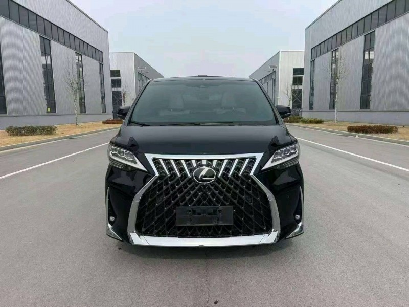 徐州23年雷克萨斯LM300H1