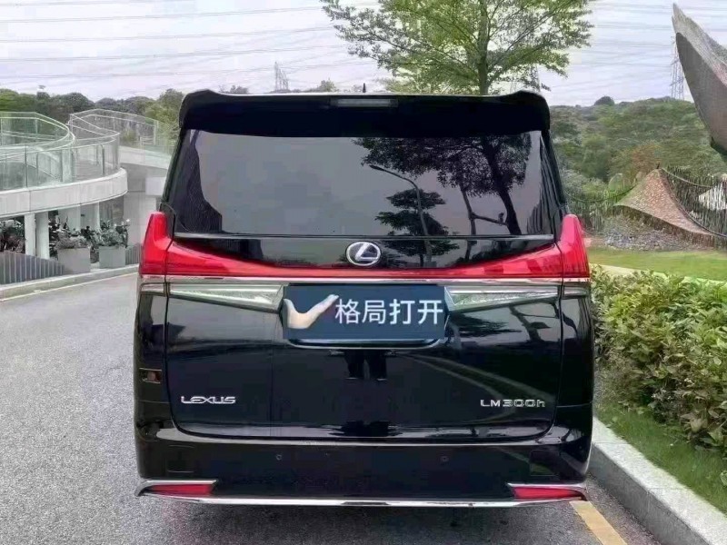 广州23年雷克萨斯LM300H7