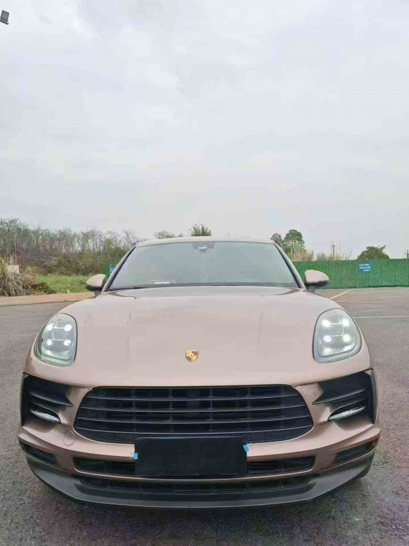 泸州19年保时捷Macan1