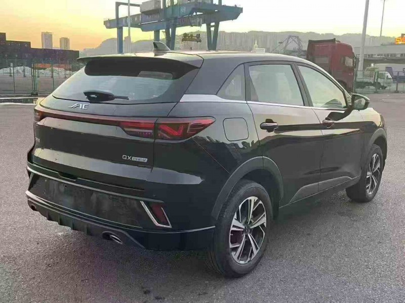 重庆25年江淮QX9