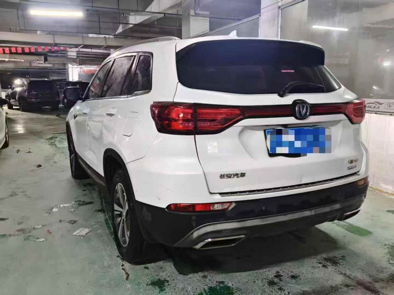 金华18年长安汽车CS758