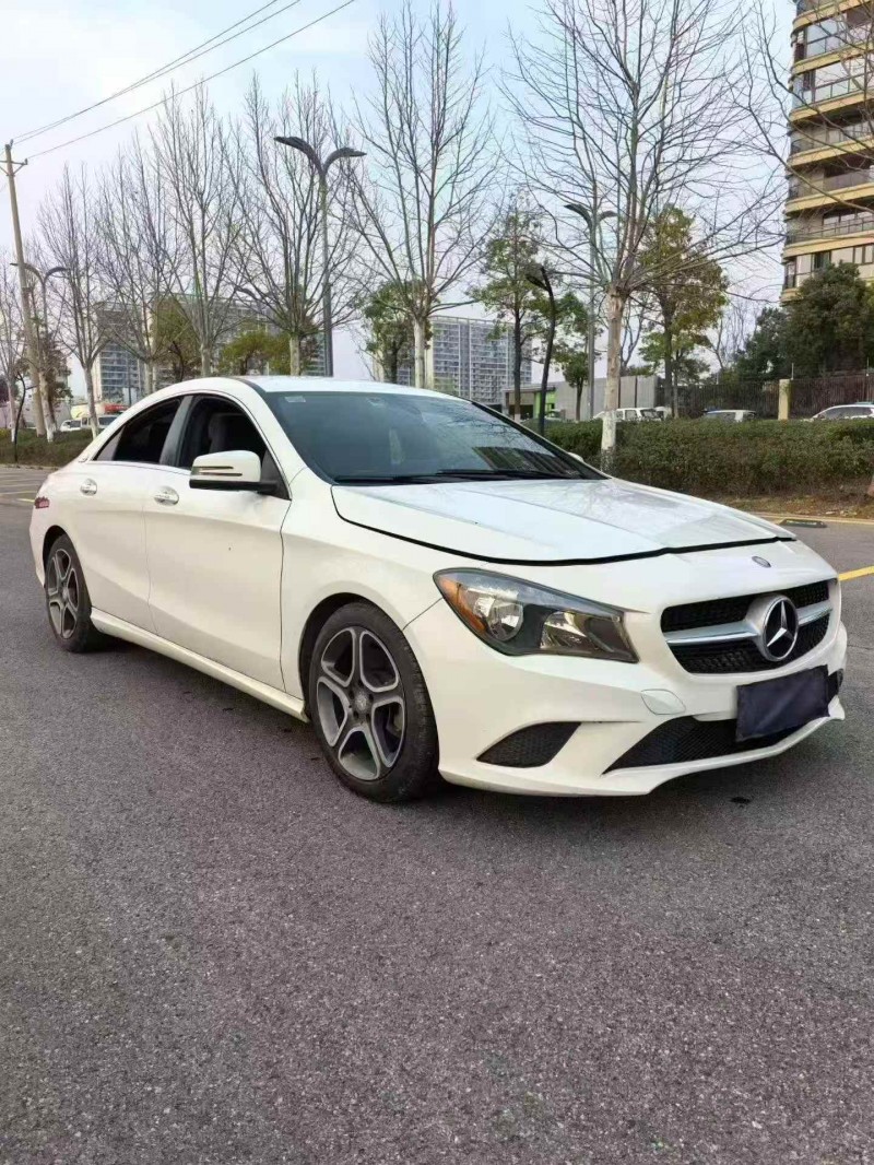 鄂州17年奔驰CLA3