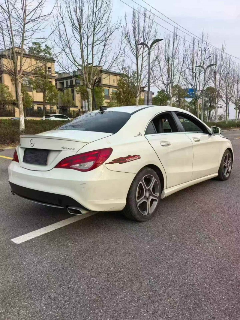 鄂州17年奔驰CLA8