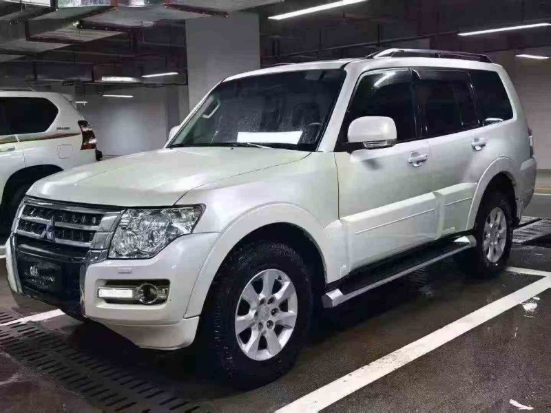 遵义18年三菱帕杰罗2
