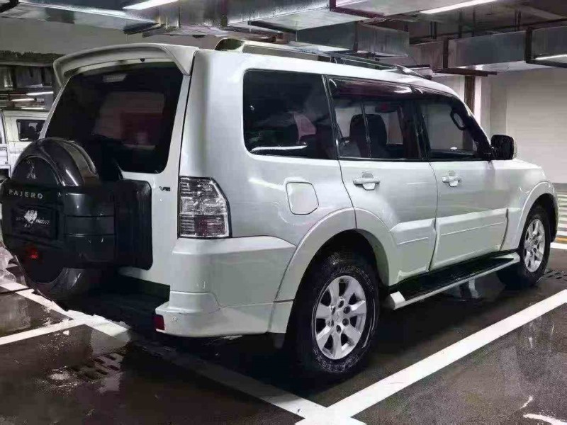 遵义18年三菱帕杰罗5