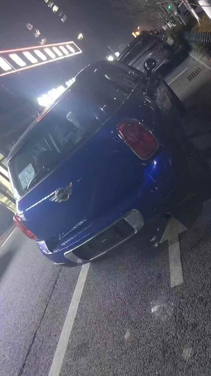 淮南15年宝马迷你9