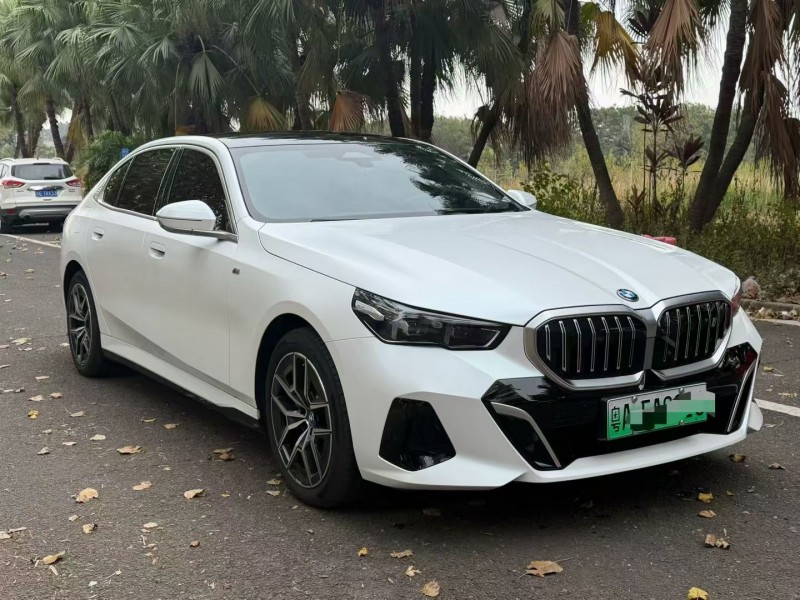 佛山25年宝马I52