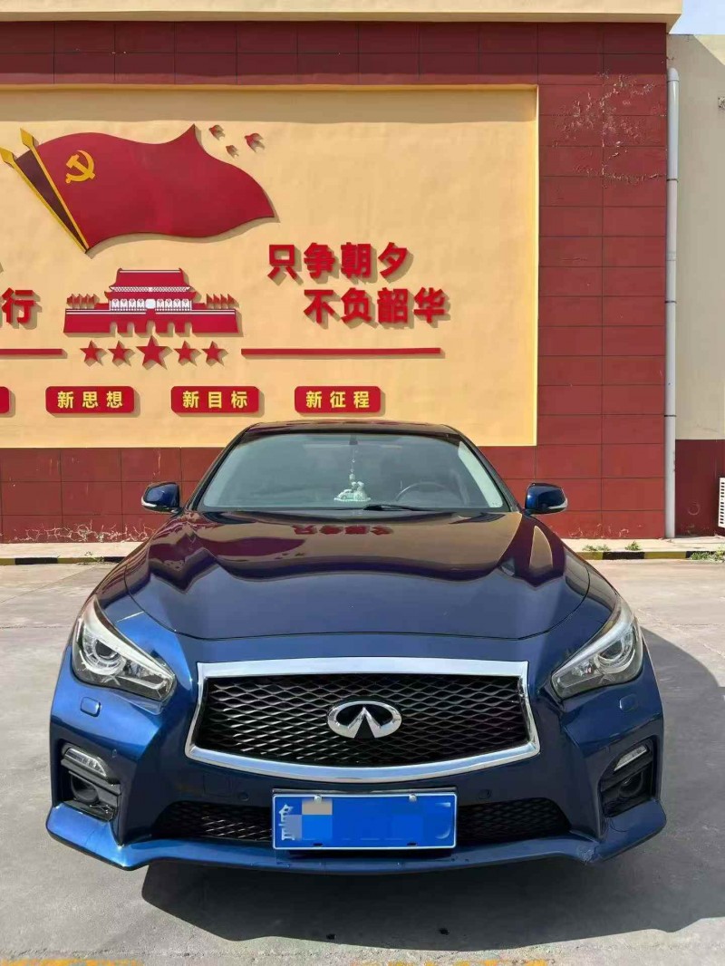 济宁17年英菲尼迪QX501