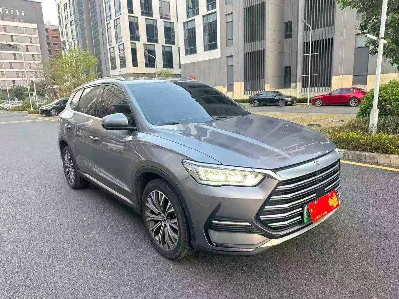 广州23年比亚迪宋3