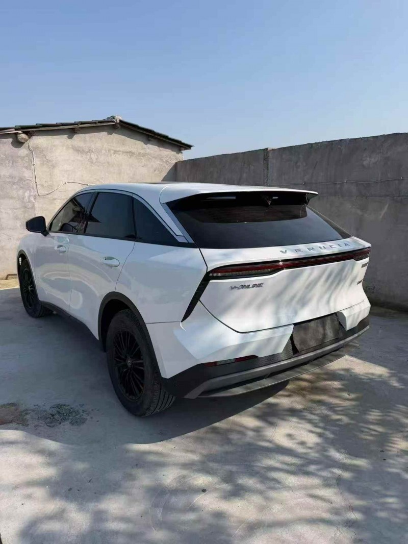 金华23年启辰大V7