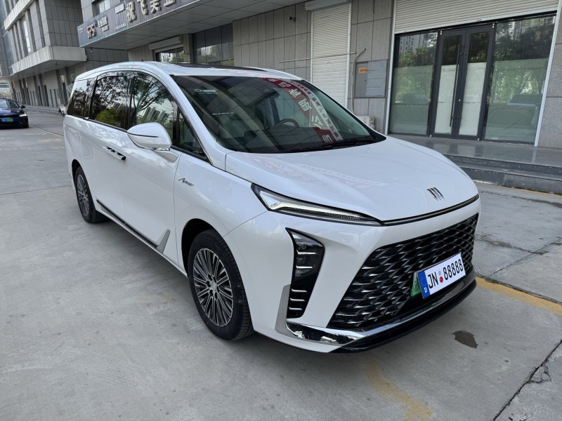 济宁25年别克GL82