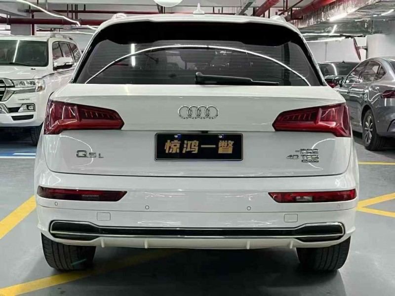 广州18年奥迪Q59