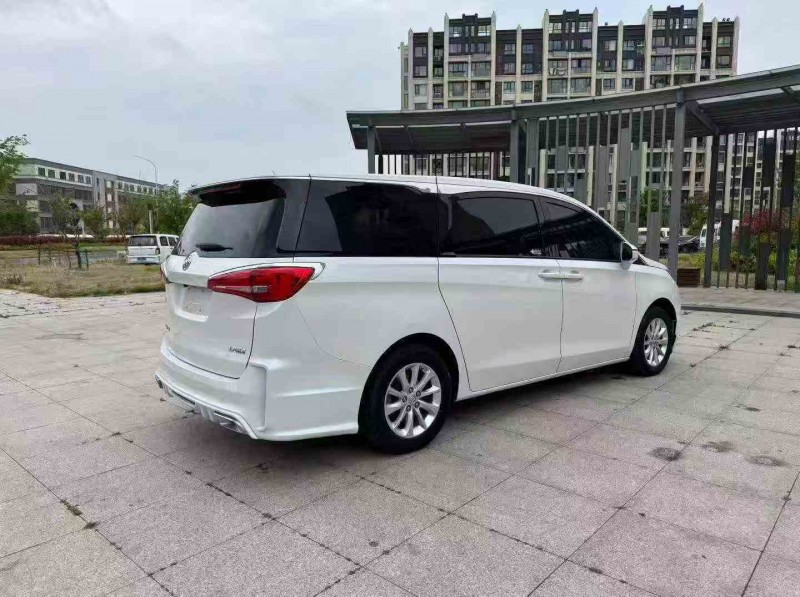 连云港20年别克GL89