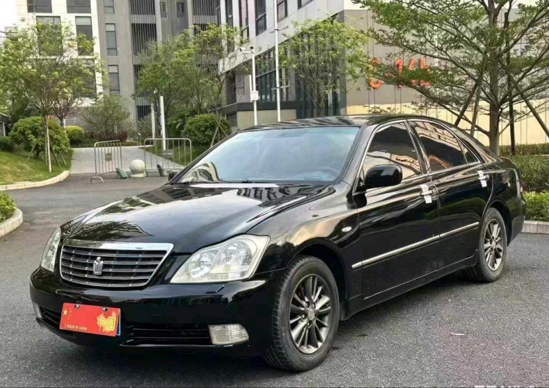 广州08年丰田皇冠3