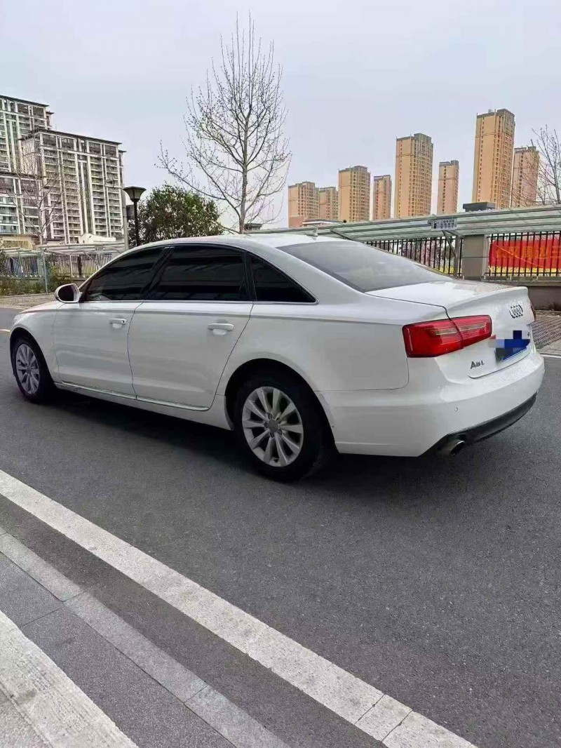 济宁15年奥迪A6L8