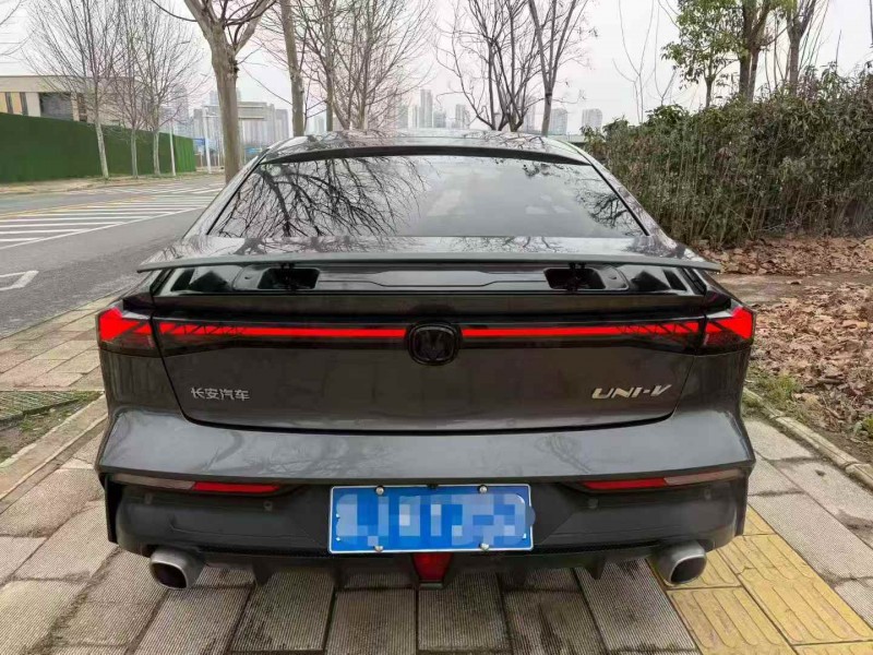 荆州22年长安汽车UNI8