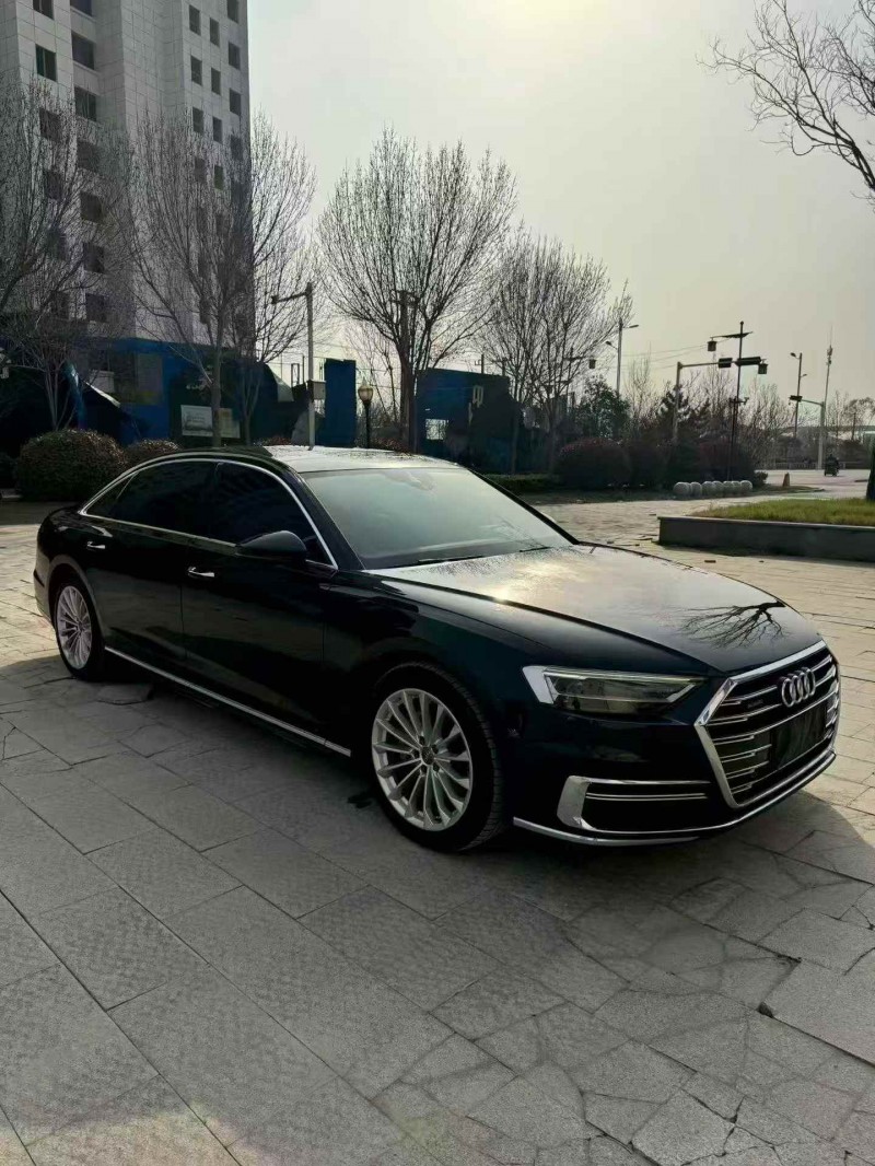 烟台20年奥迪A8L3