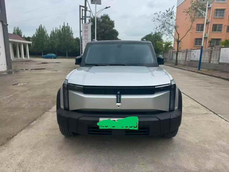 济宁24年奇瑞ICAR1