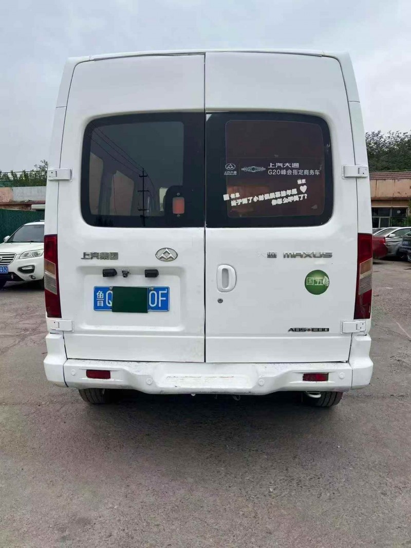 济宁17年大通V809