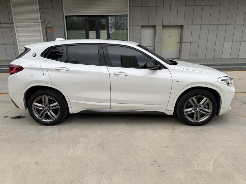 济宁23年宝马X27