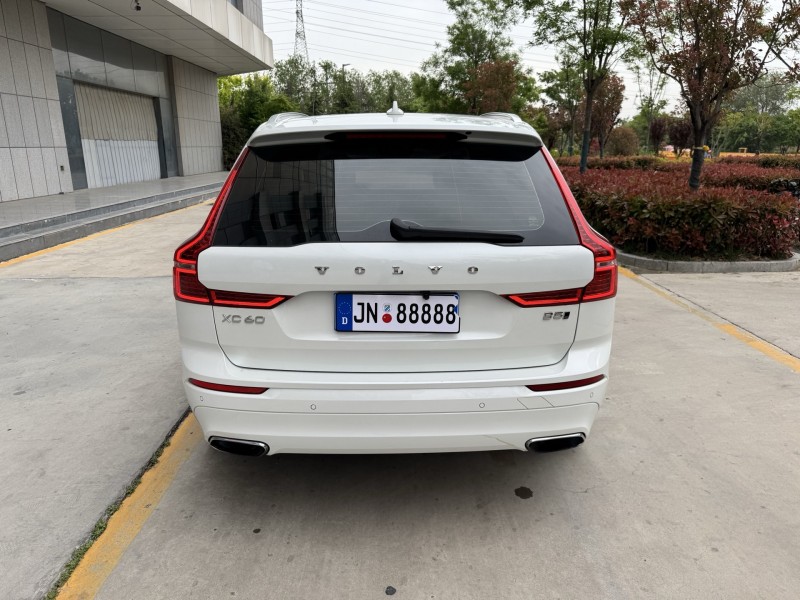 济宁18年沃尔沃XC604