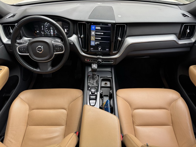 济宁18年沃尔沃XC608