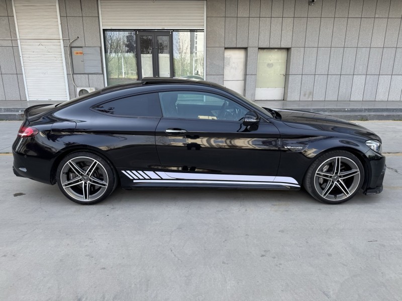 济宁19年奔驰AMG4