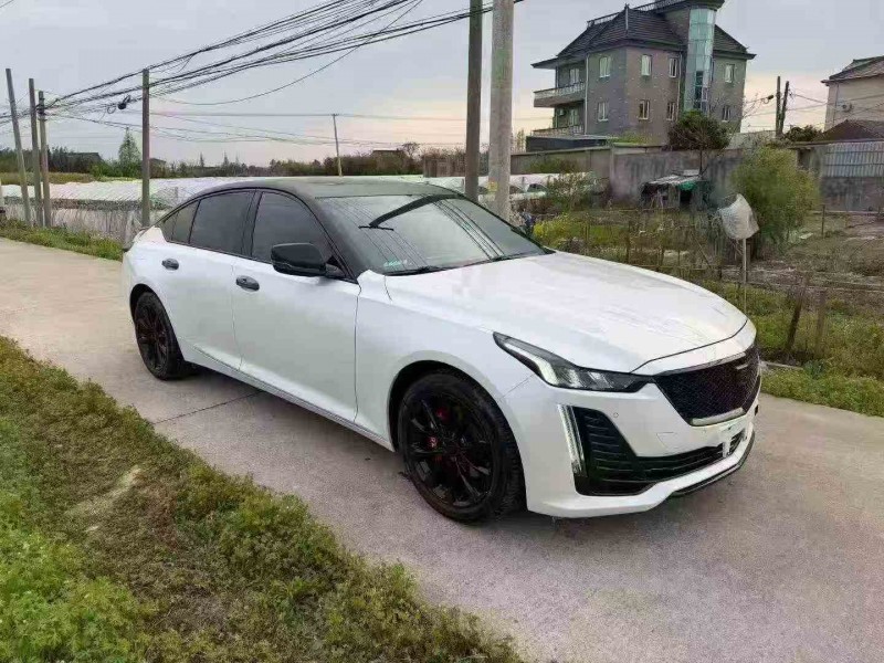 绍兴23年凯迪拉克CT53