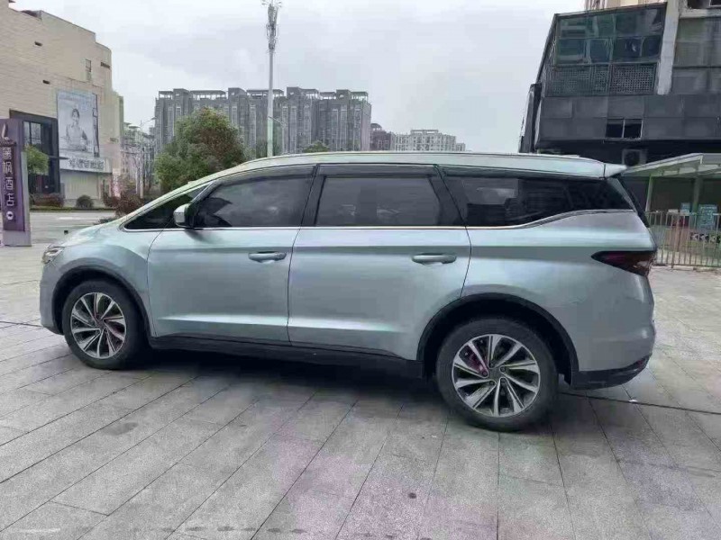吉安19年吉利嘉际7