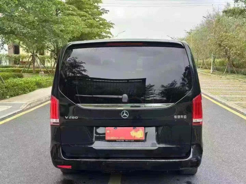 广州22年奔驰V3