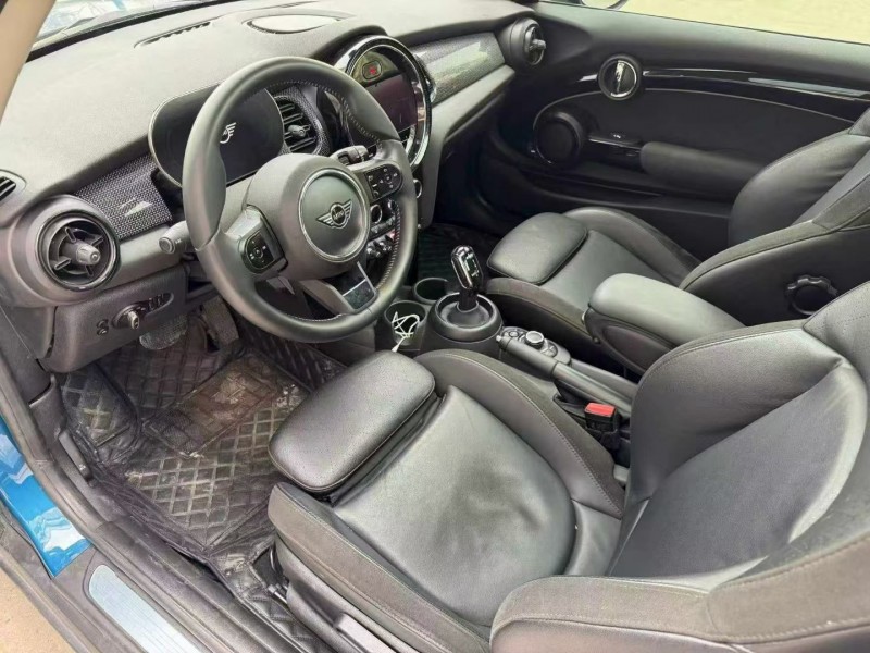 济宁22年MINICooper6