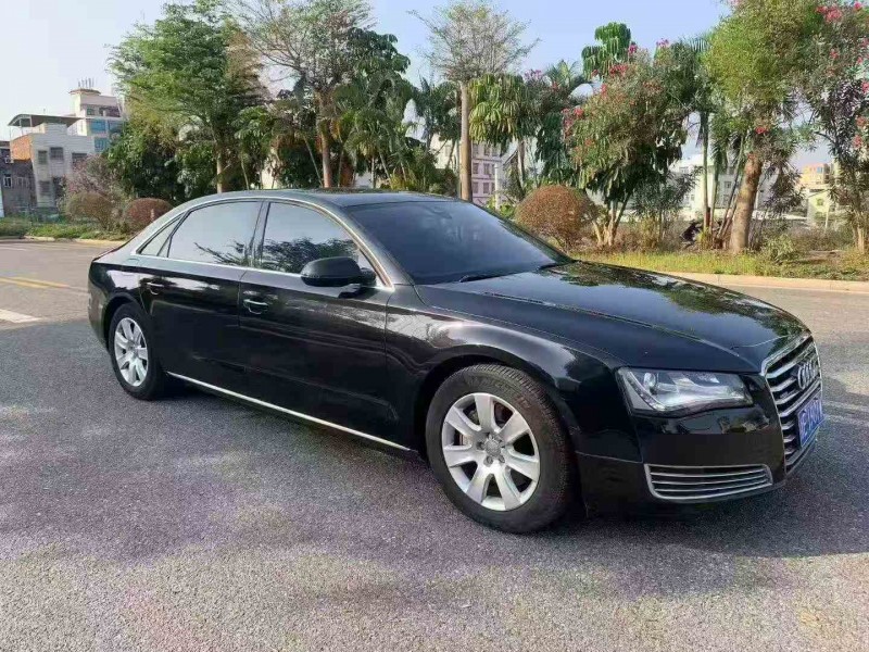 江门14年奥迪A8L3