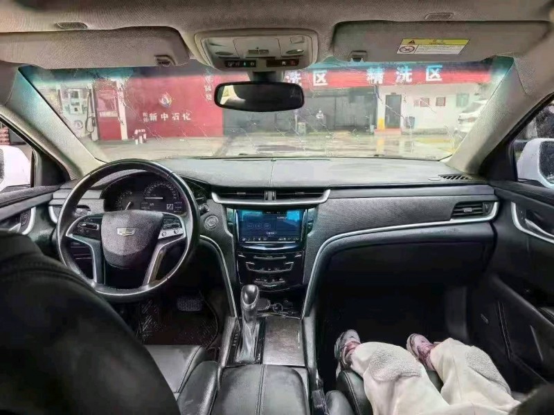 长沙20年凯迪拉克XTS7