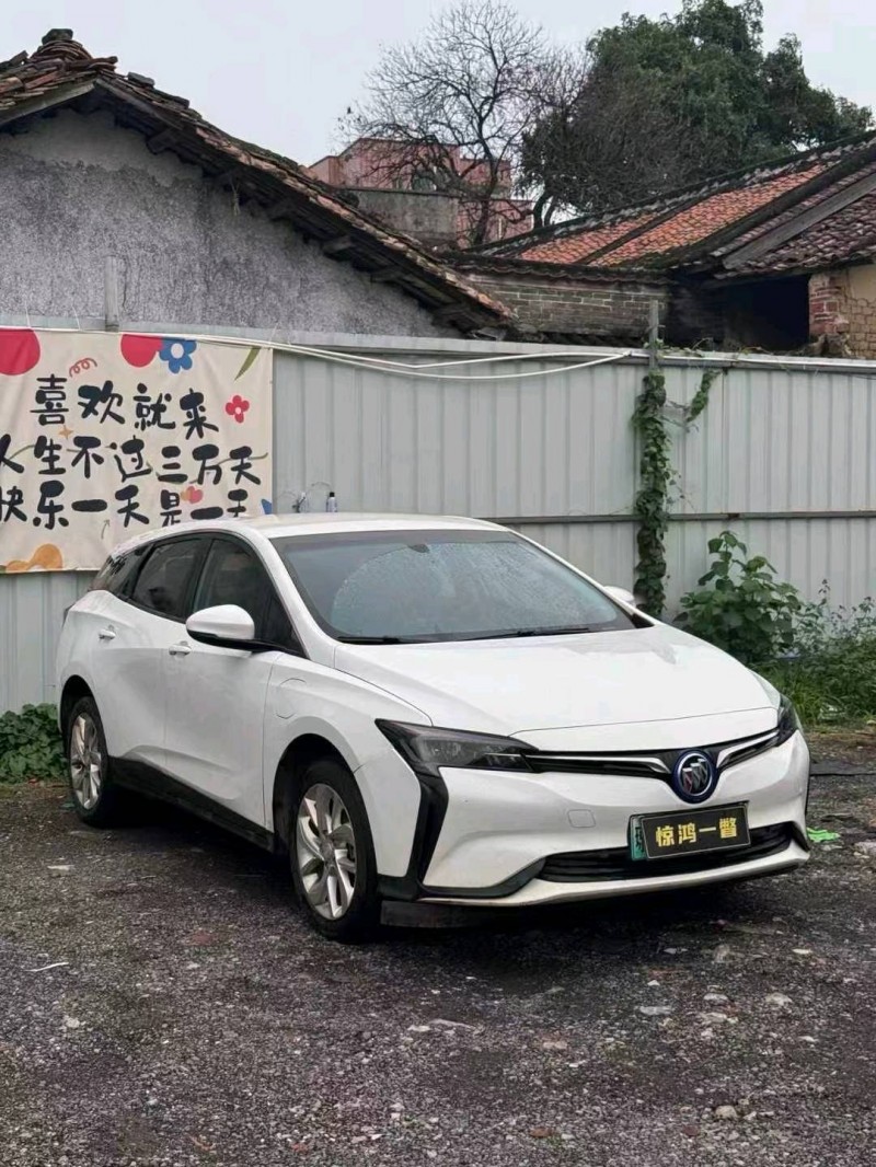 广州23年别克微蓝2