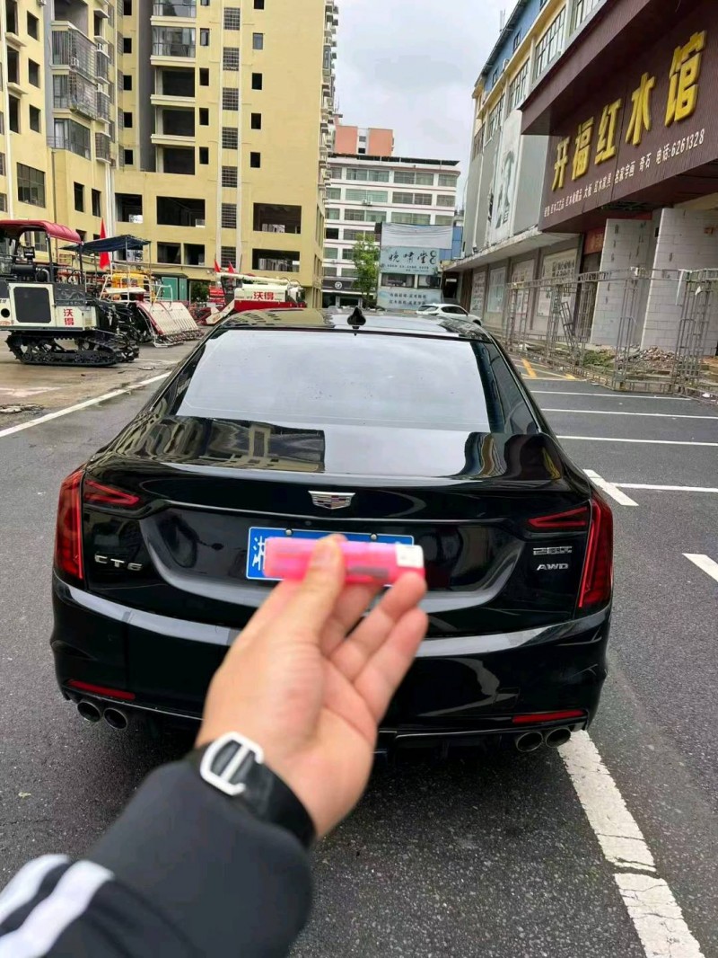 湘潭19年凯迪拉克CT63